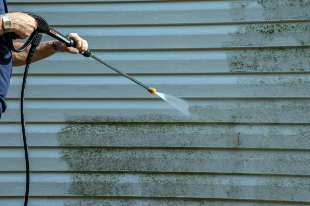 Best Sign and Awning Cleaning  in Skidmore, TX